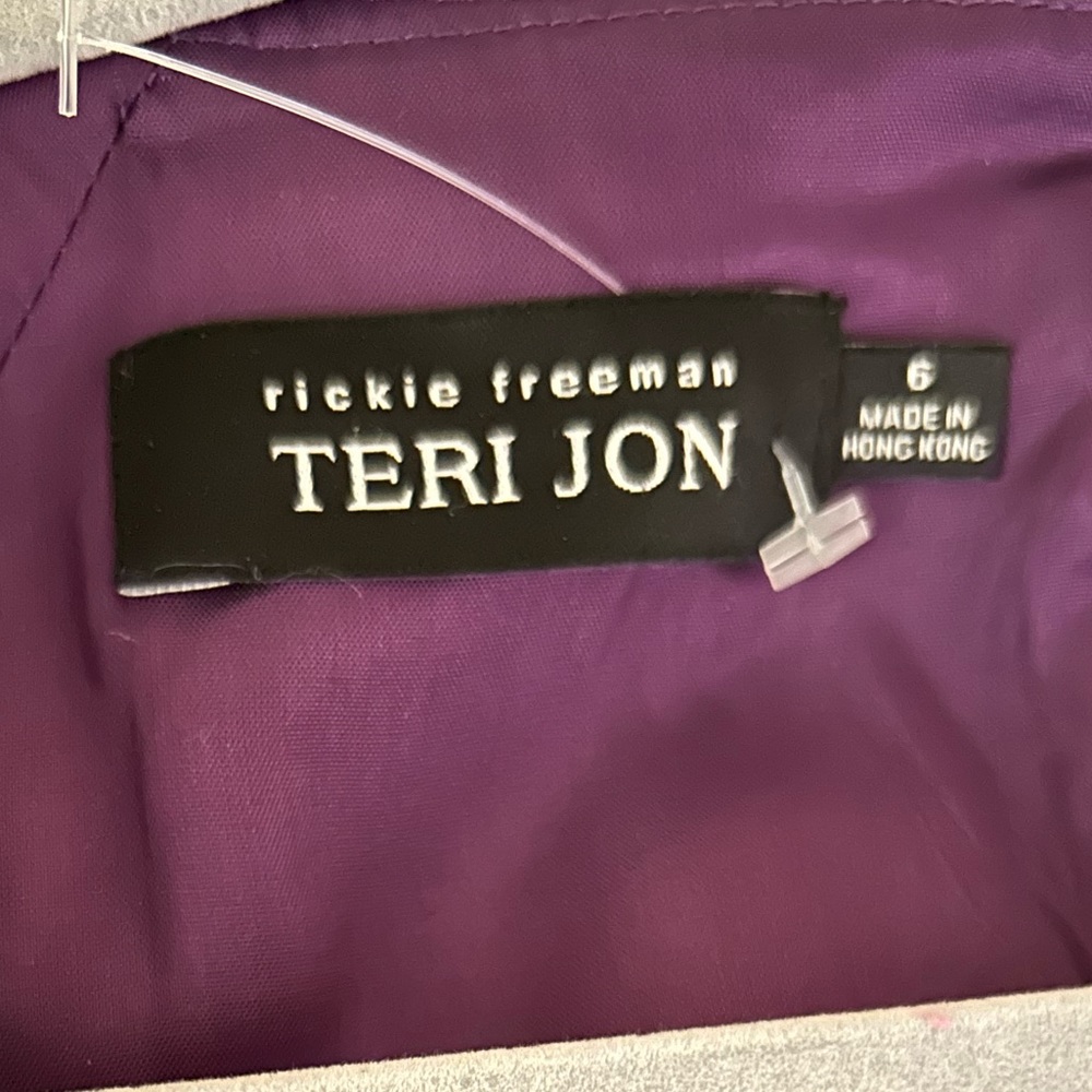 Purple/Plum size 6 Teri Jon Interview dress with belt classic look great conditi - Picture 3 of 3